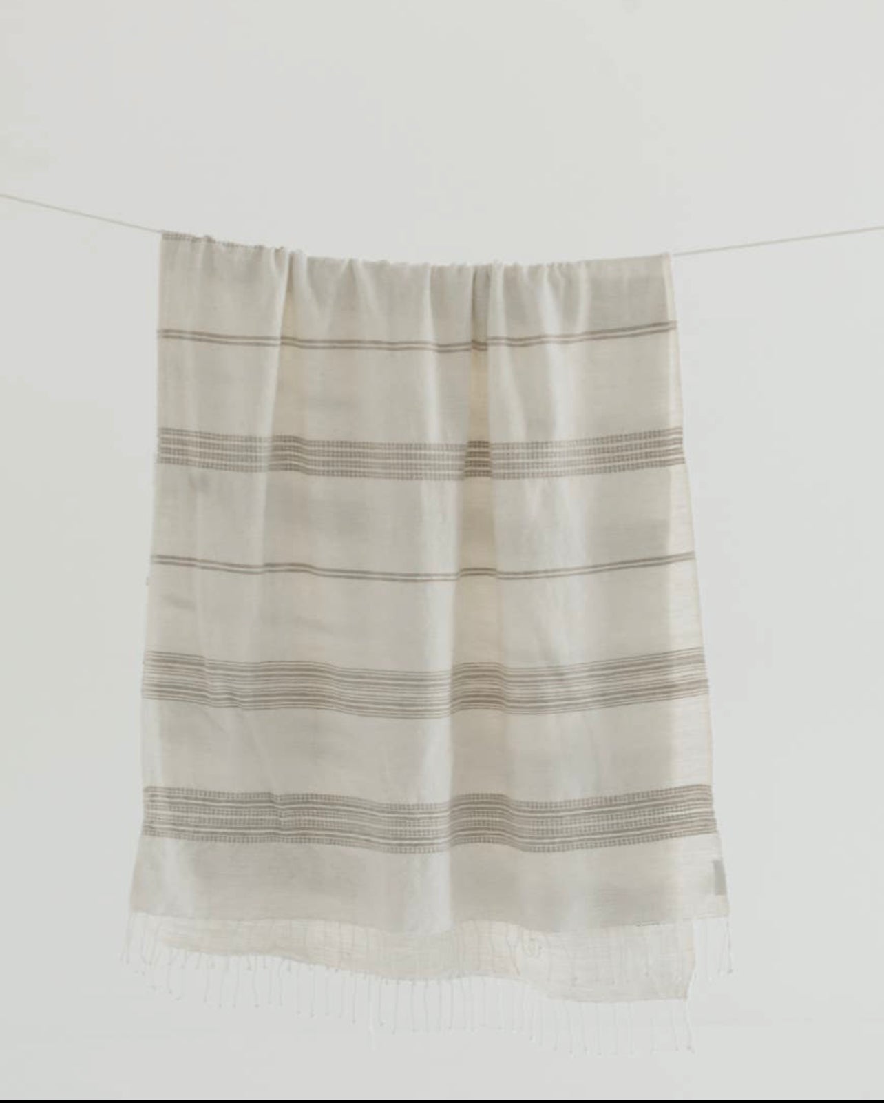 Aden Cotton Throw Blanket/ Stone and Natural